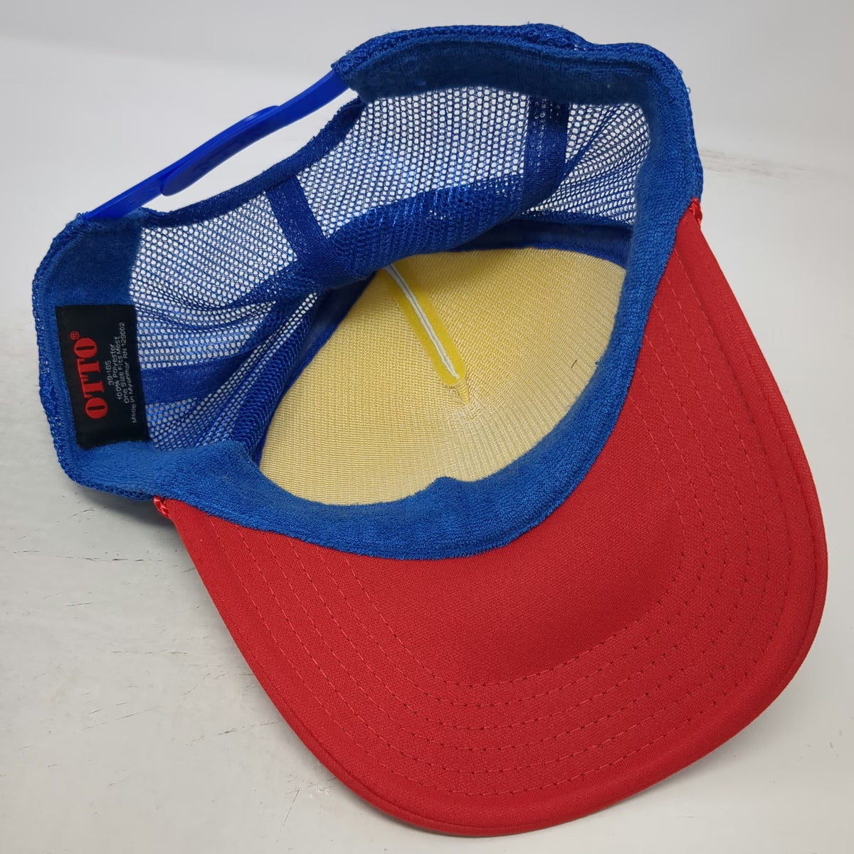 Otto Trucker Hat White Blue Red One Size Mesh Back Snapback Hot Dog Shot Graphic
