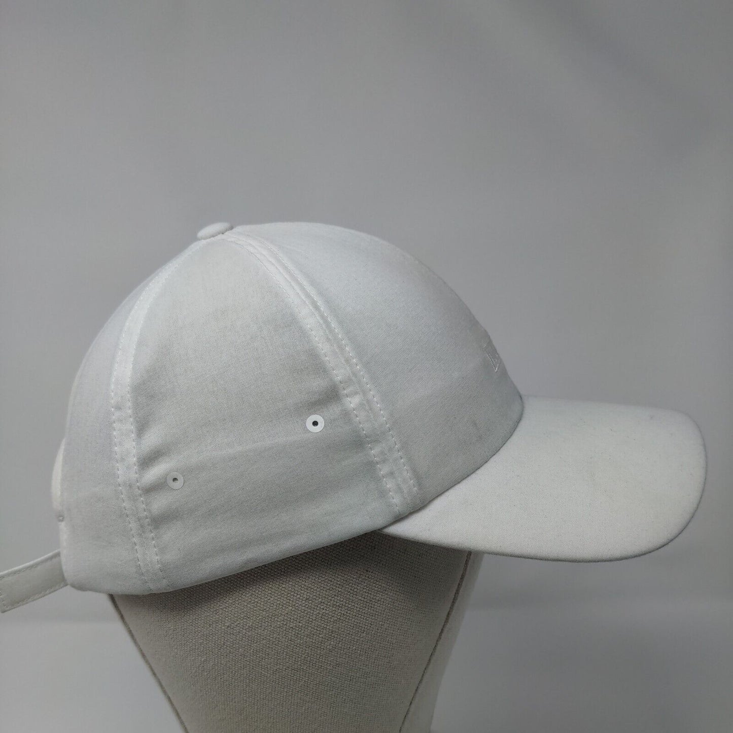 Lululemon Slideback Hat White OSFA Adjustable Embroidered Vented Holes 6 Panel