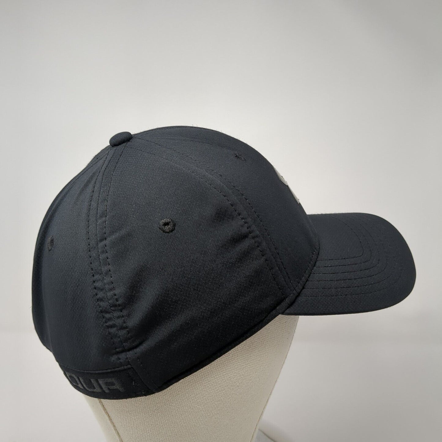 Under Armour Logo Fitted Hat Black Medium/Large Stretch Vent Holes