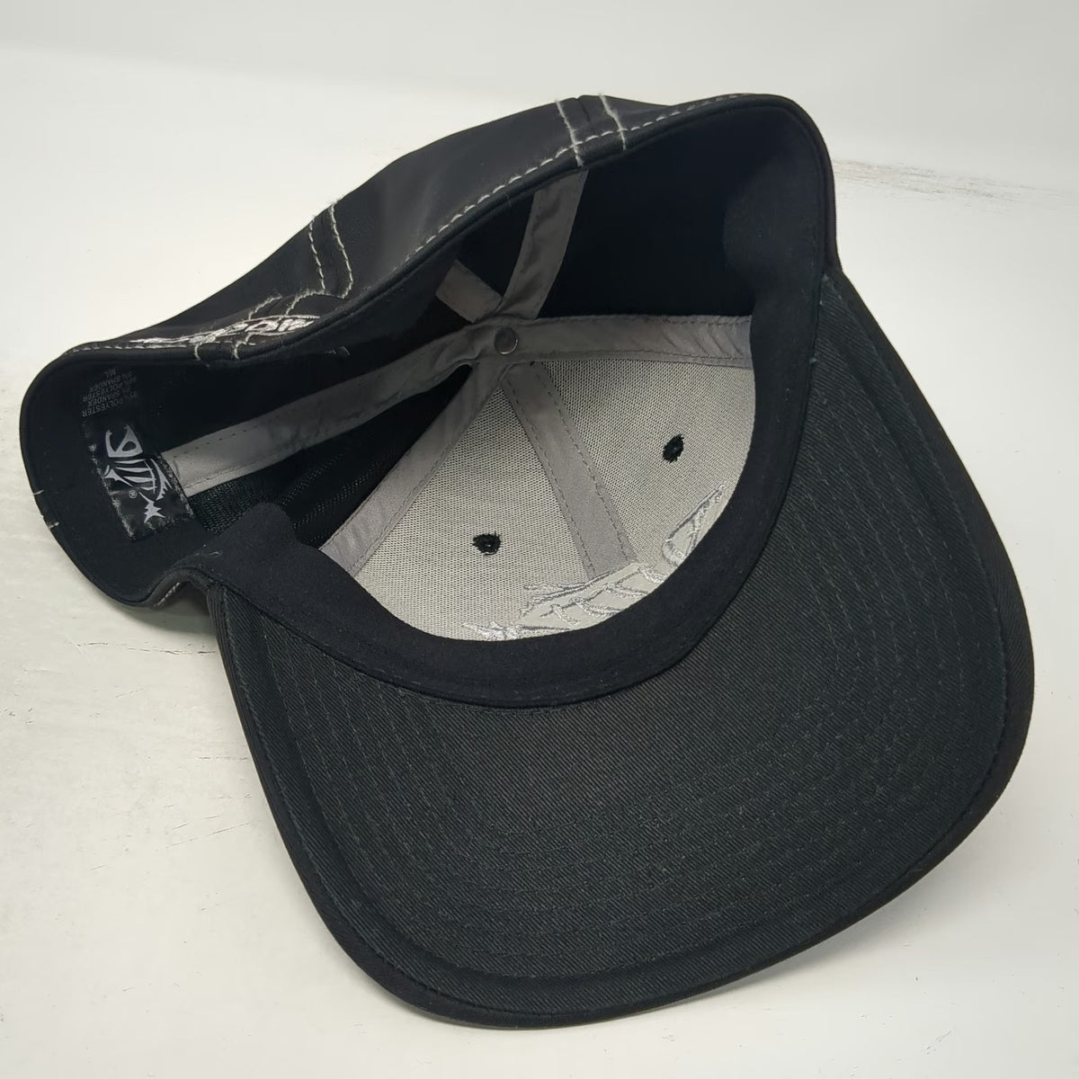 G.Loomis Baseball Cap Black L Fitted Fish Skeleton Contrast Stitching Hat