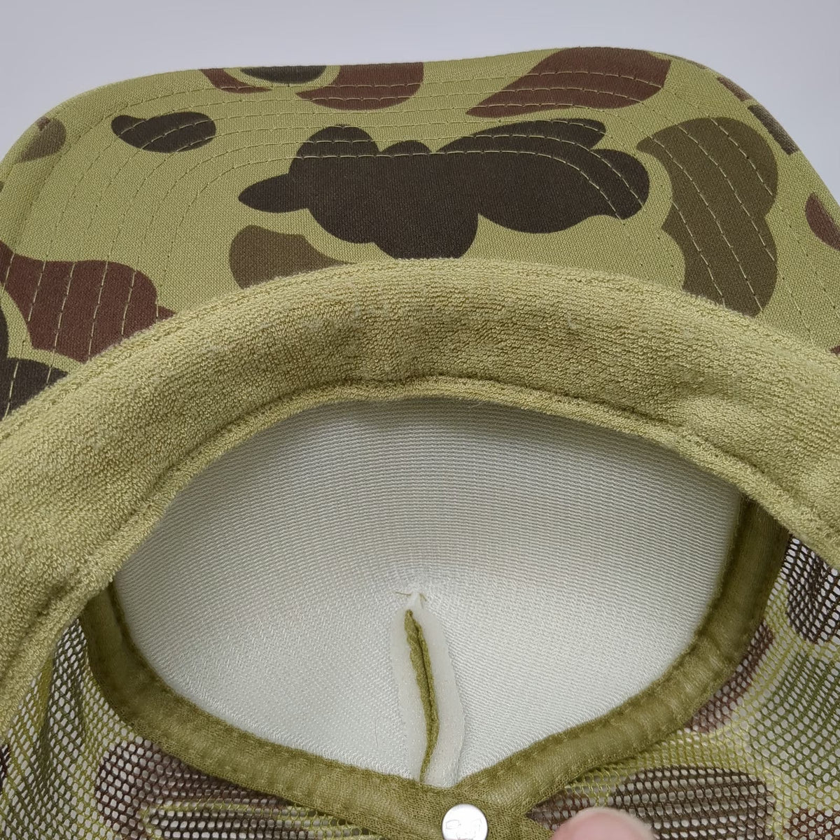OTTO Trucker Hat Green Brown Camo One Size Boulder Mountain Tour Snapback Mesh