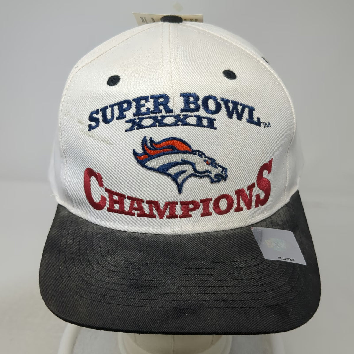Denver Broncos NFL Logo 7 Snapback Hat White Super Bowl XXXII Vintage W/Tags