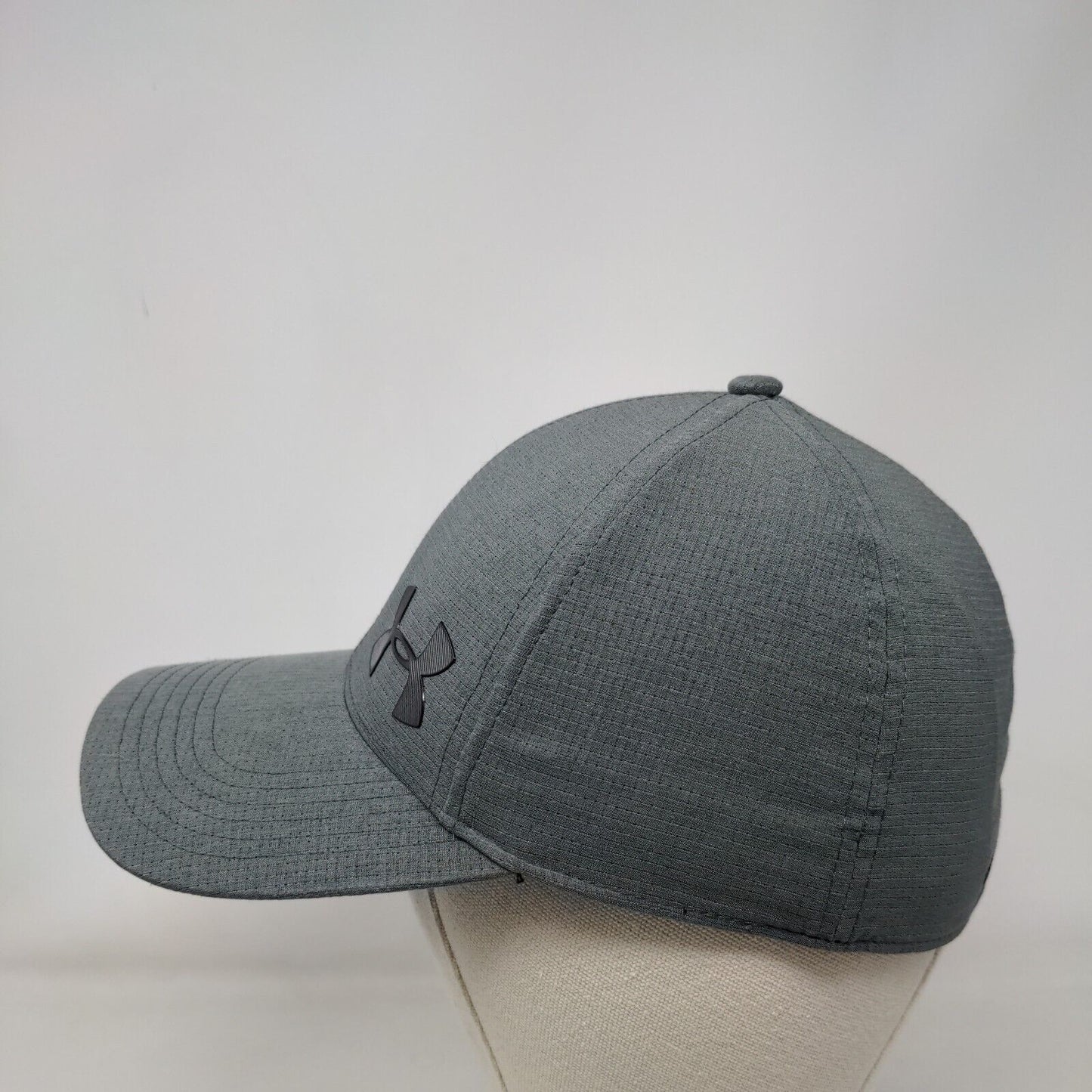 Under Armour Fitted Hat Gray One Size Lightweight Breathable 6 Panel