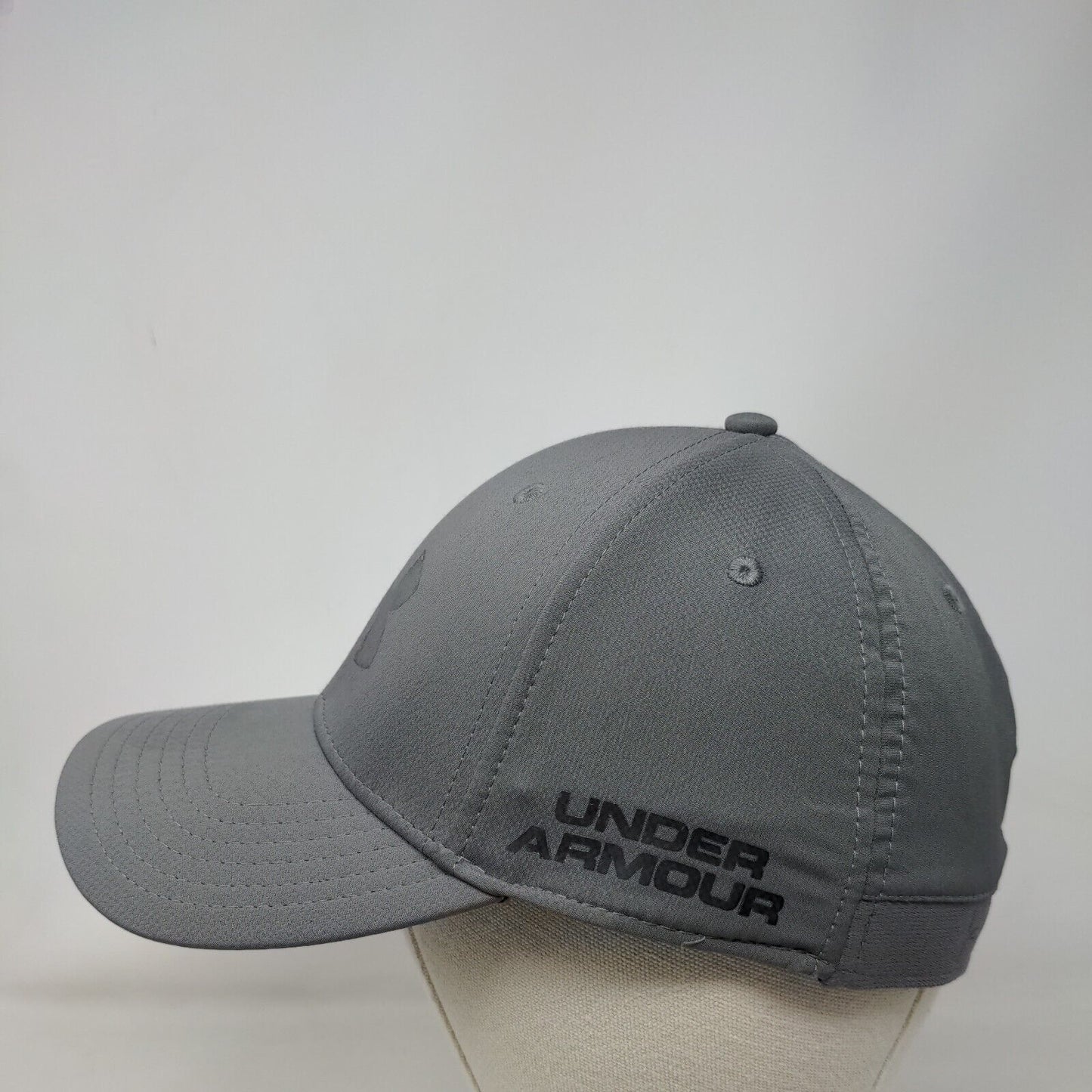 Under Armour Fitted Hat Gray Medium/Large 6 Panel Solid Vent Holes