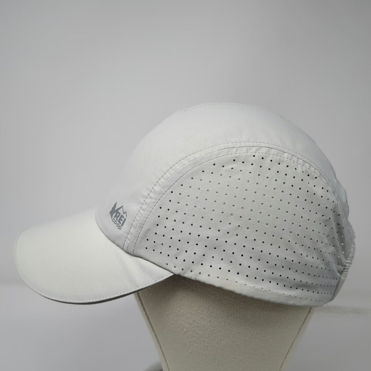 REI Baseball Cap Gray One Size Perforated Side Panels Lightweight Strapback Hat