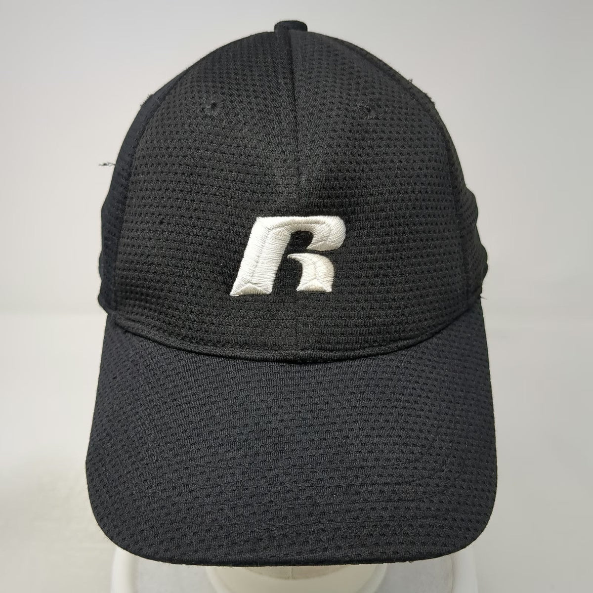 Russell Baseball Cap Black XL Performance Mesh Athletic Elastic Fitted Hat