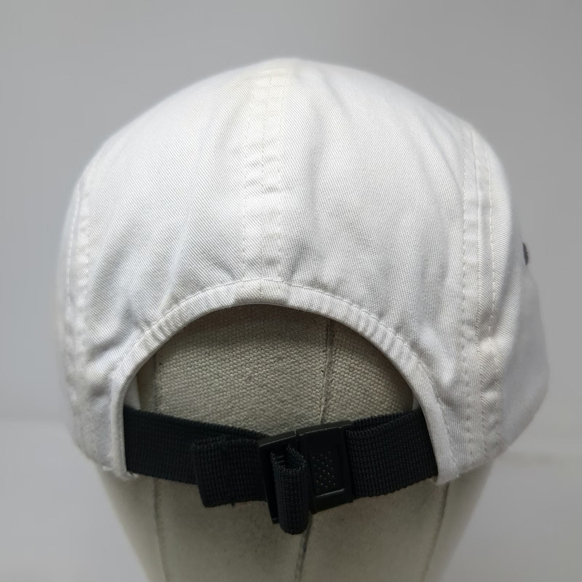 White Bogus Basin Boise ID Ski Resort 5 Panel Hat One Size Gray Red Underbrim