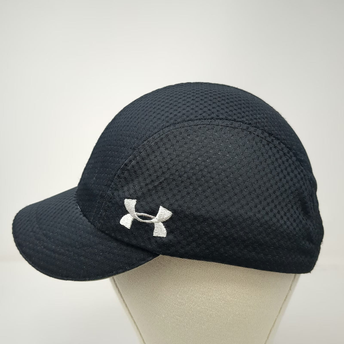 Under Armour Army Cap Black One Size Mesh Performance Sport Logo Adjustable Hat