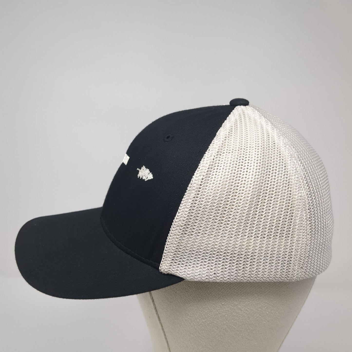 Idaho Gun Fitted Mesh Back Trucker Hat Black One Size Flexfit Yupoong