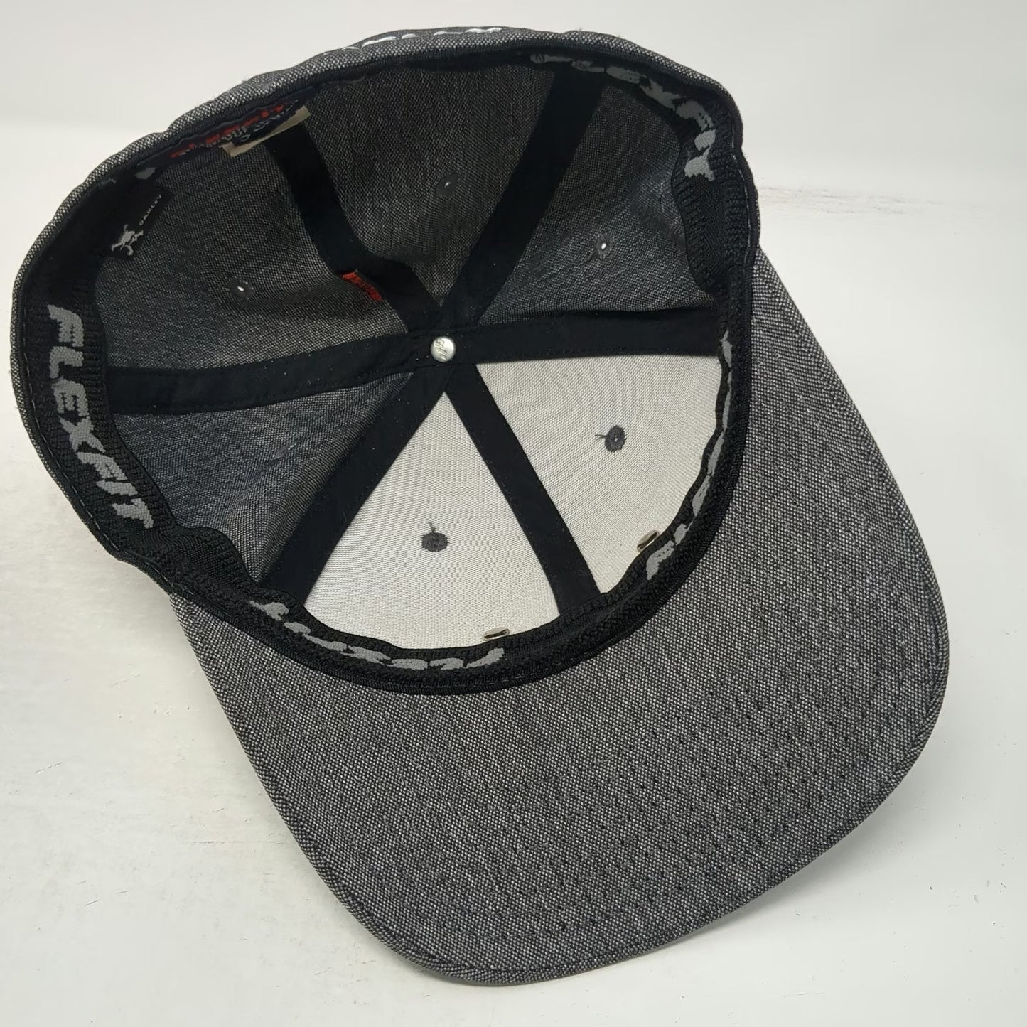 Oakley Baseball Cap Gray M Metal Logo Flexfit Heathered Fitted Hat Stretch