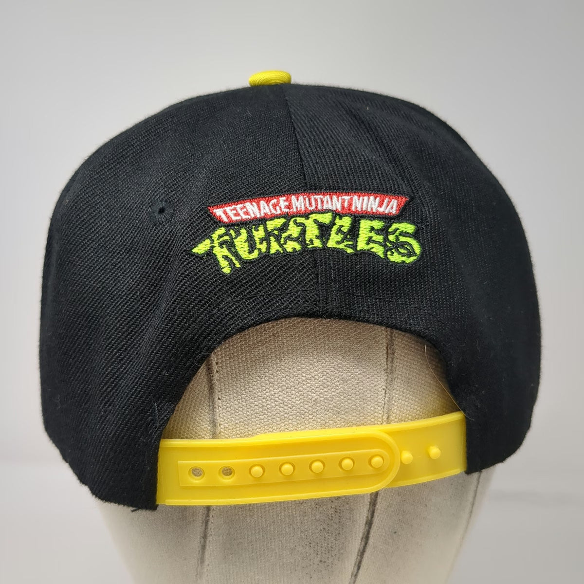 Snapback Black One Size TMNT Pizza Slice Graphic Bite Out Of Brim Flat Bill Hat