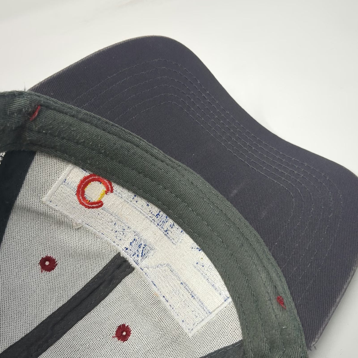 ULURU Trucker Hat Red Gray Blue One Size Colorado Mountains Patch Snapback Mesh