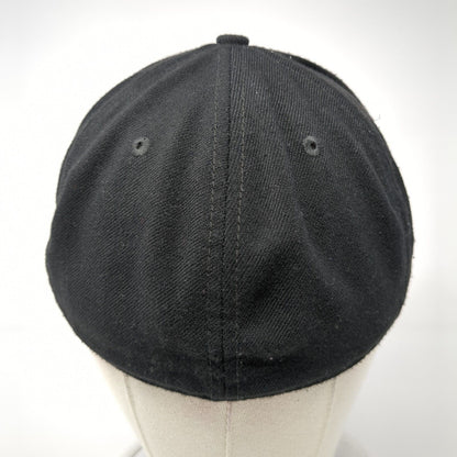 DE Fitted Hat Black M/L Lightweight Embroidered Swoosh Logo 643 Dri-Fit Nike