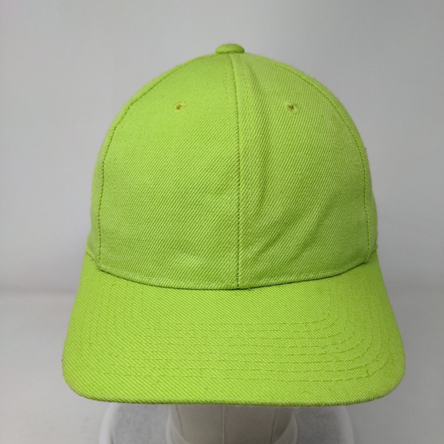 Unbranded Fitted Hat Green 7 1/8 Solid Vent Holes 6 Panel Blank
