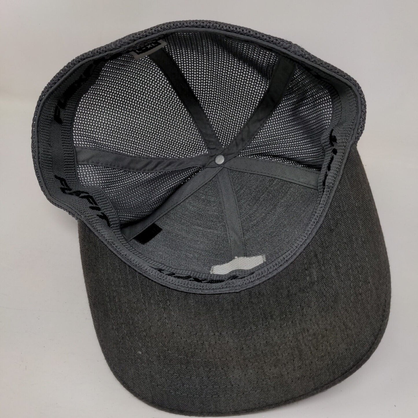 Travis Mathew Patch Fitted Mesh Back Trucker Hat L/XL Gray Flexfit
