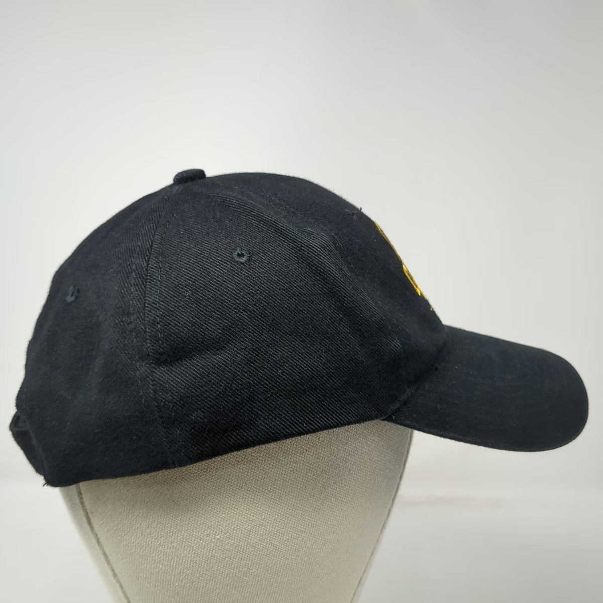 Ciclón Rum Baseball Cap Black One Size Embroidered Hurricane Logo Strapback Hat