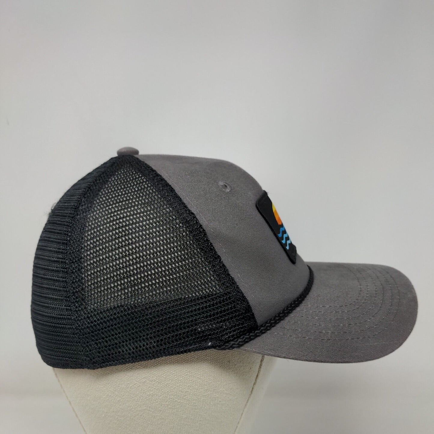 Sun Wave Patch Fitted Mesh Back Rope Trucker Hat Gray S/M Outdoor Cap