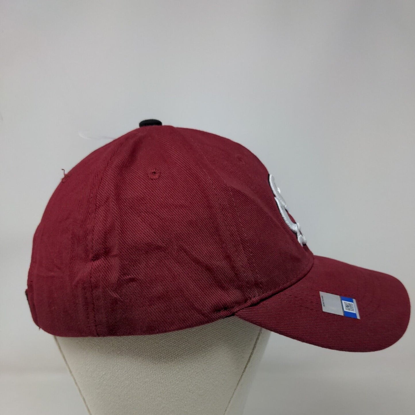 Captivating Headwear Men's Strapback Hat Red South Carolina Gamecocks Logo