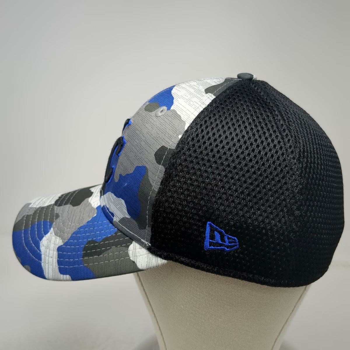 New Era Kansas City Royals MLB Baseball Cap Blue Black Camo Hat L Mesh 39THIRTY