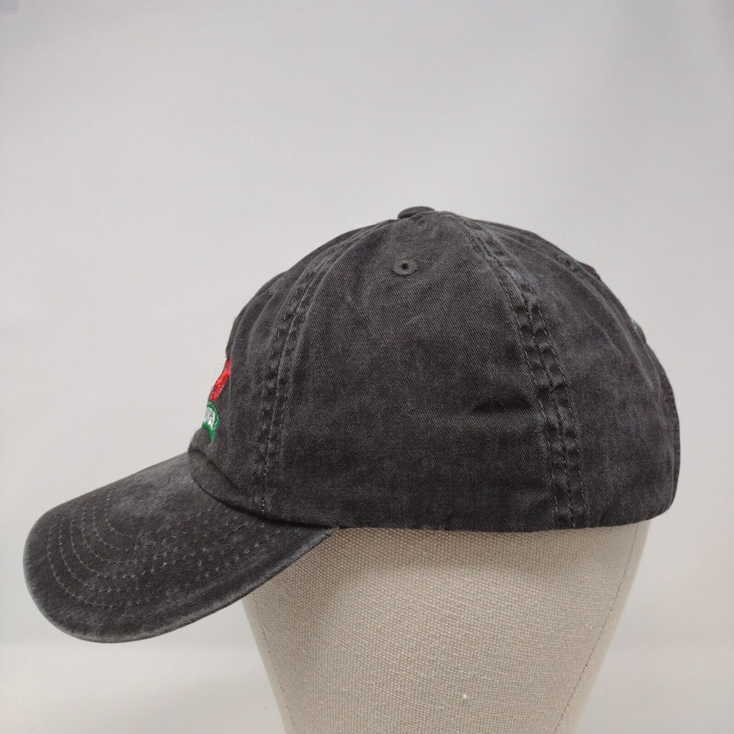Quinn's Restaurant & Lounge Slideback Hat Gray OSFA Kiss Me I'm Irish