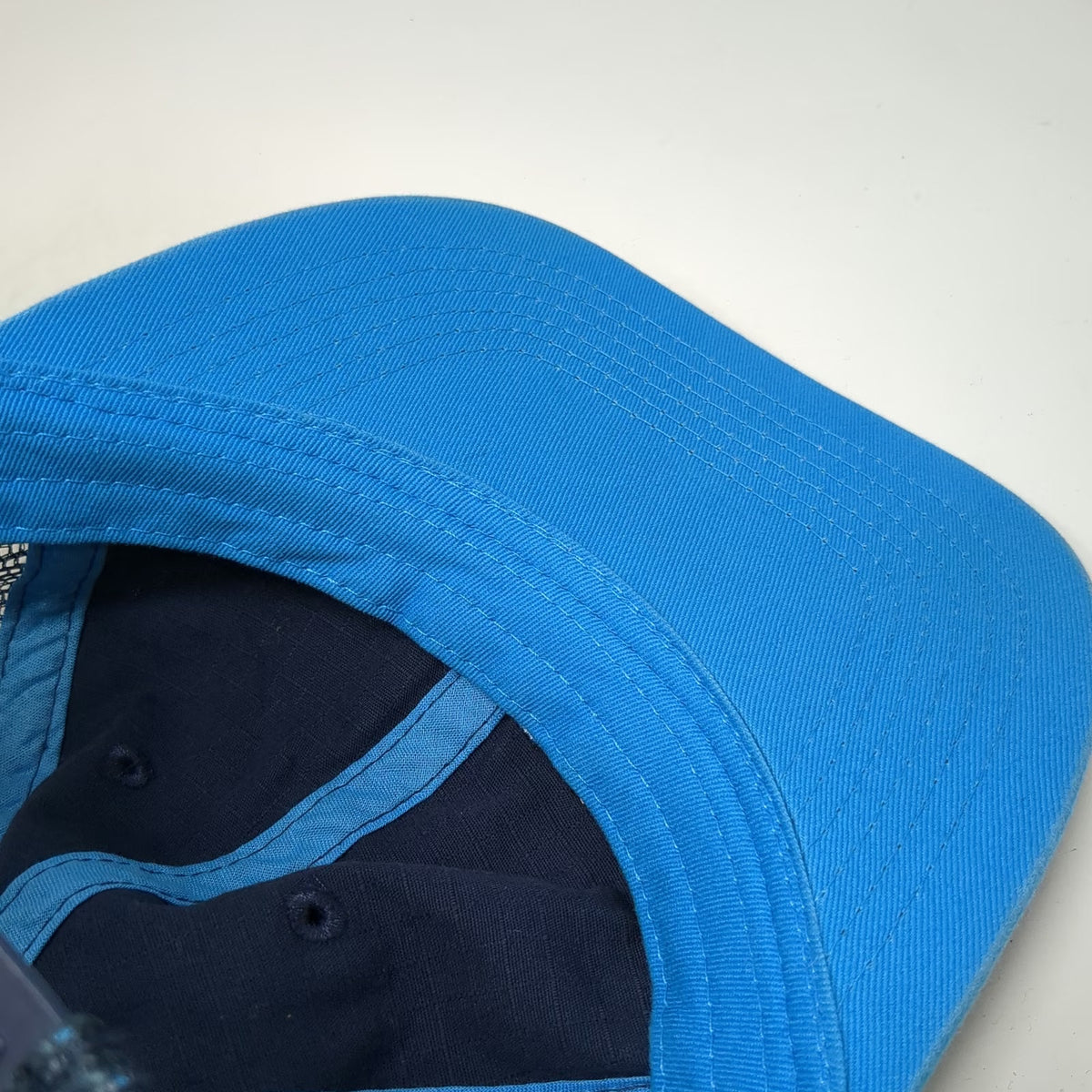 Bud Light Trucker Hat Blue OSFM Mesh Snapback Beer Contrast Sandwich Brim Hat