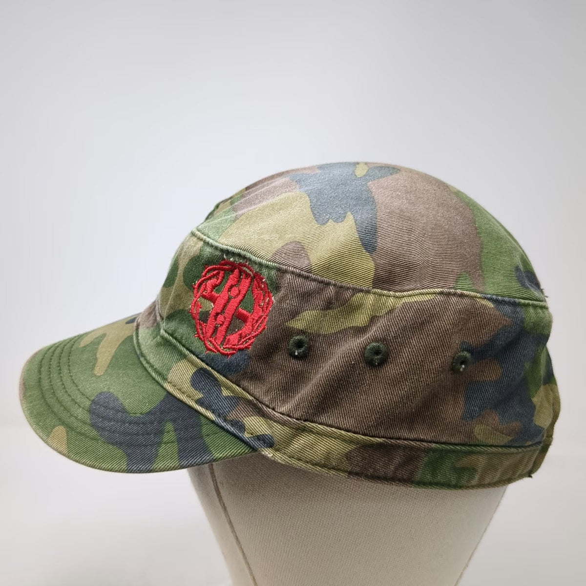 District Army Cap Green Camo One Size Can Do Red Embroidery Flat Top Hat