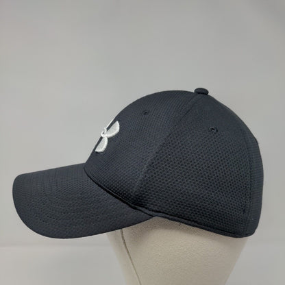 Under Armour Fitted Hat Black M/L Classic Fit Blitzing Embroidered 6 Panel
