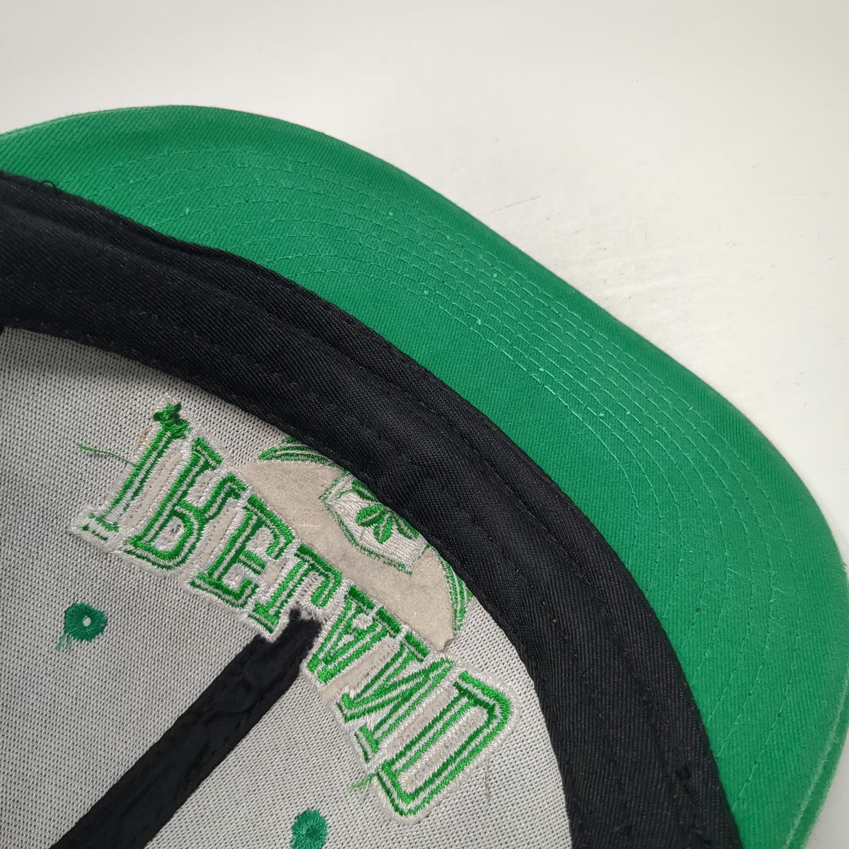 Snapback Ireland Hat Black Green One Size Shamrock Winged Shield Flat Brim Logo