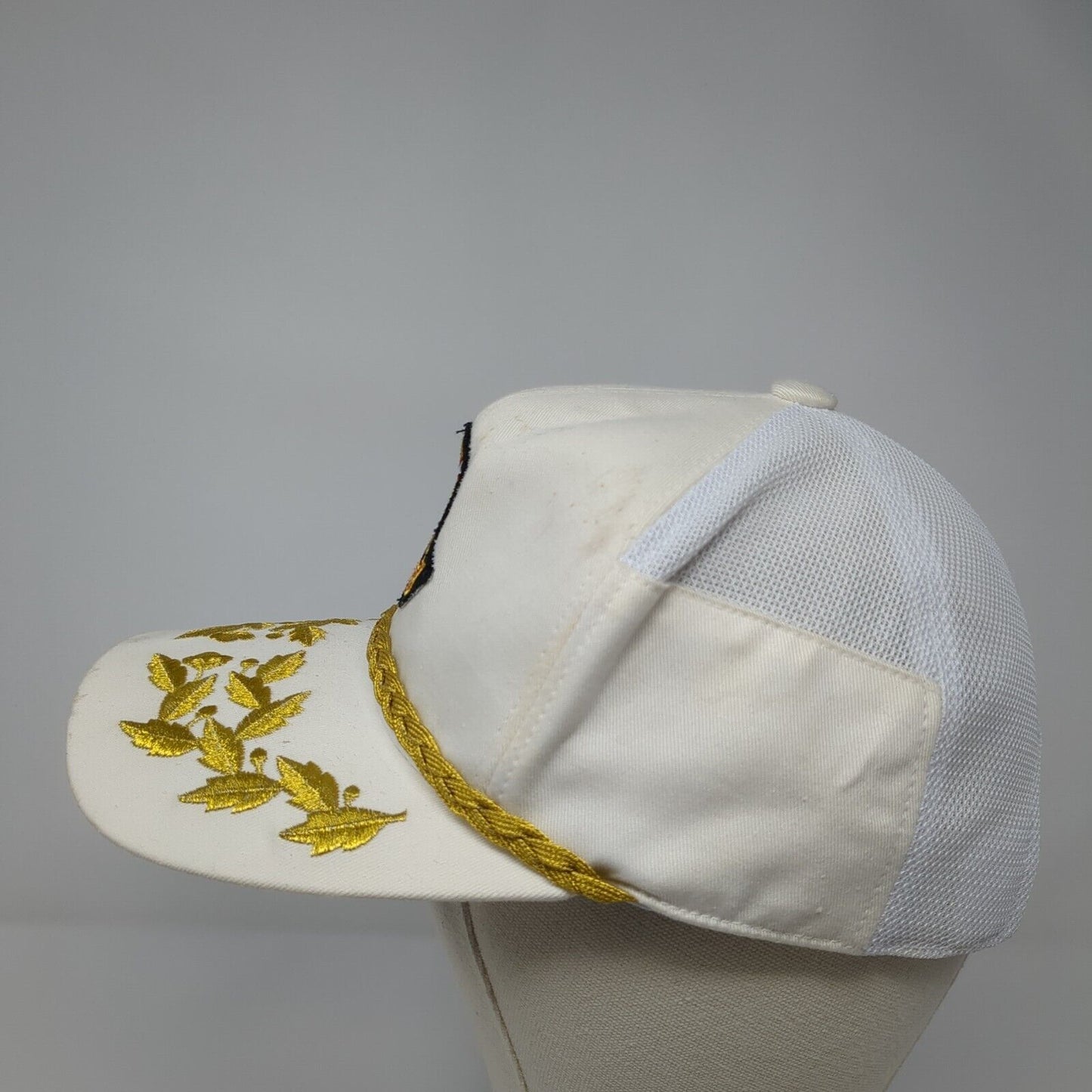 Unbranded Snapback Trucker Hat White Medium Adjustable Mesh Back 6 Panel Rope