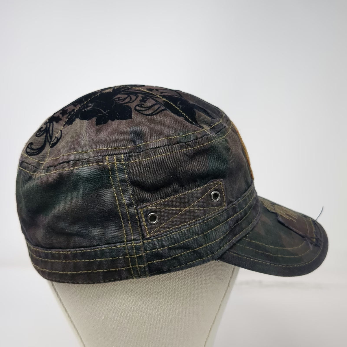 Roxy Army Cap Green Camo One Size Hat Distressed Crest Velvet Floral Heart