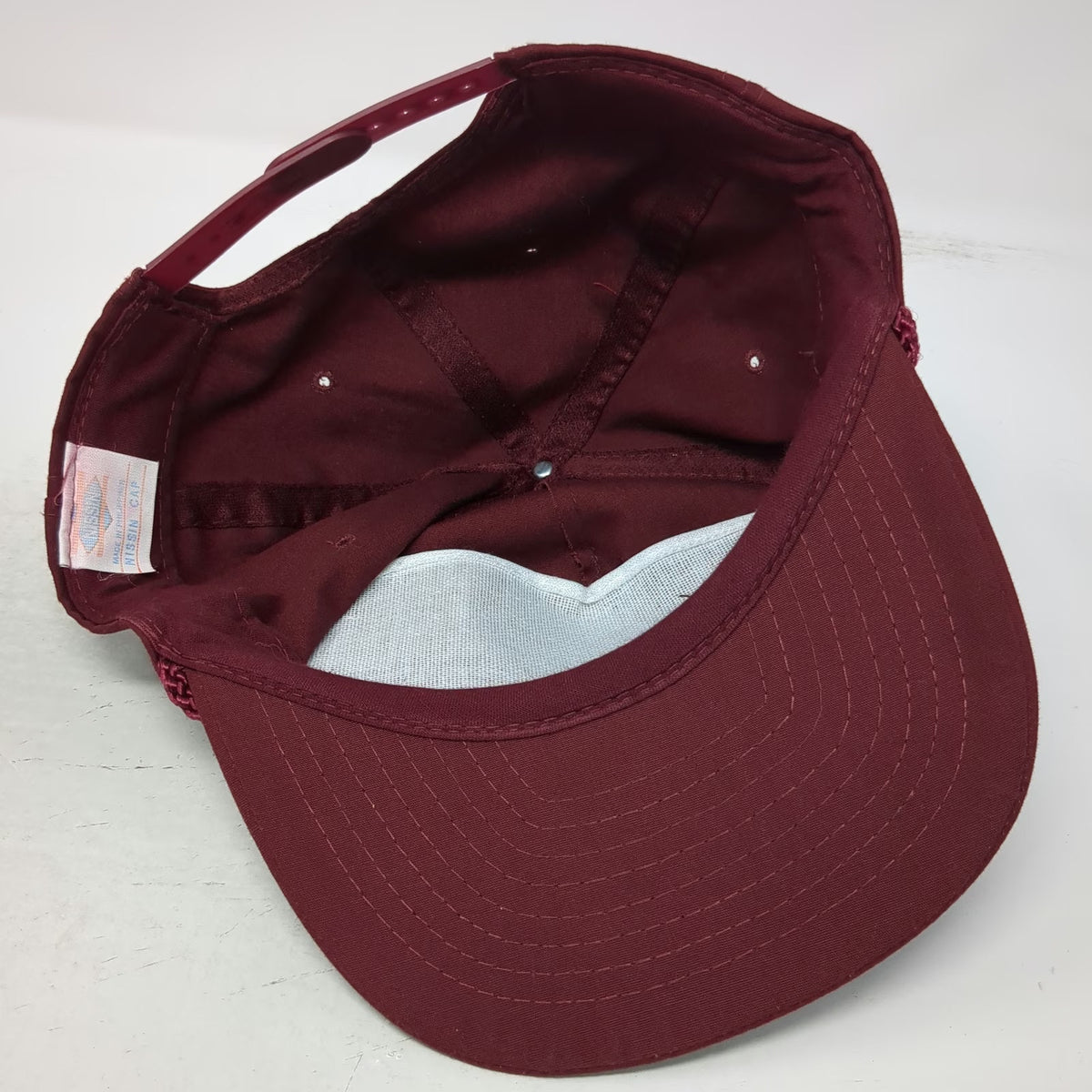Nissin 5 Panel Red Hat One Size Hesperia Veterinary Supply Horse Rope Snapback