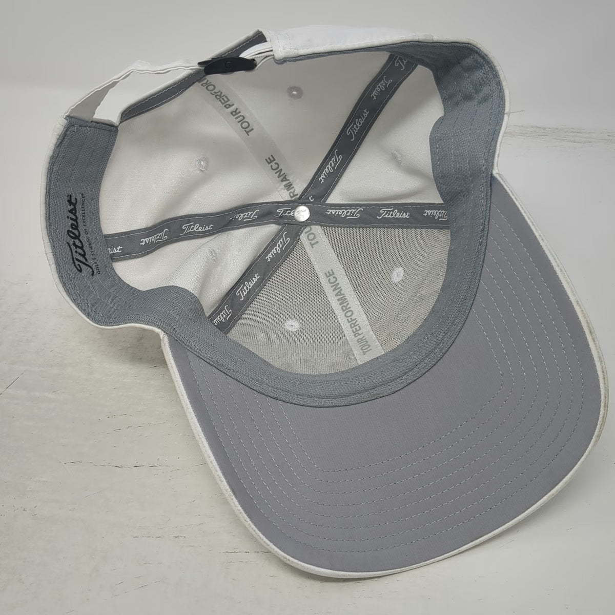 Titleist Golf Baseball Cap White One Size Performance Adjustable Slideback Hat