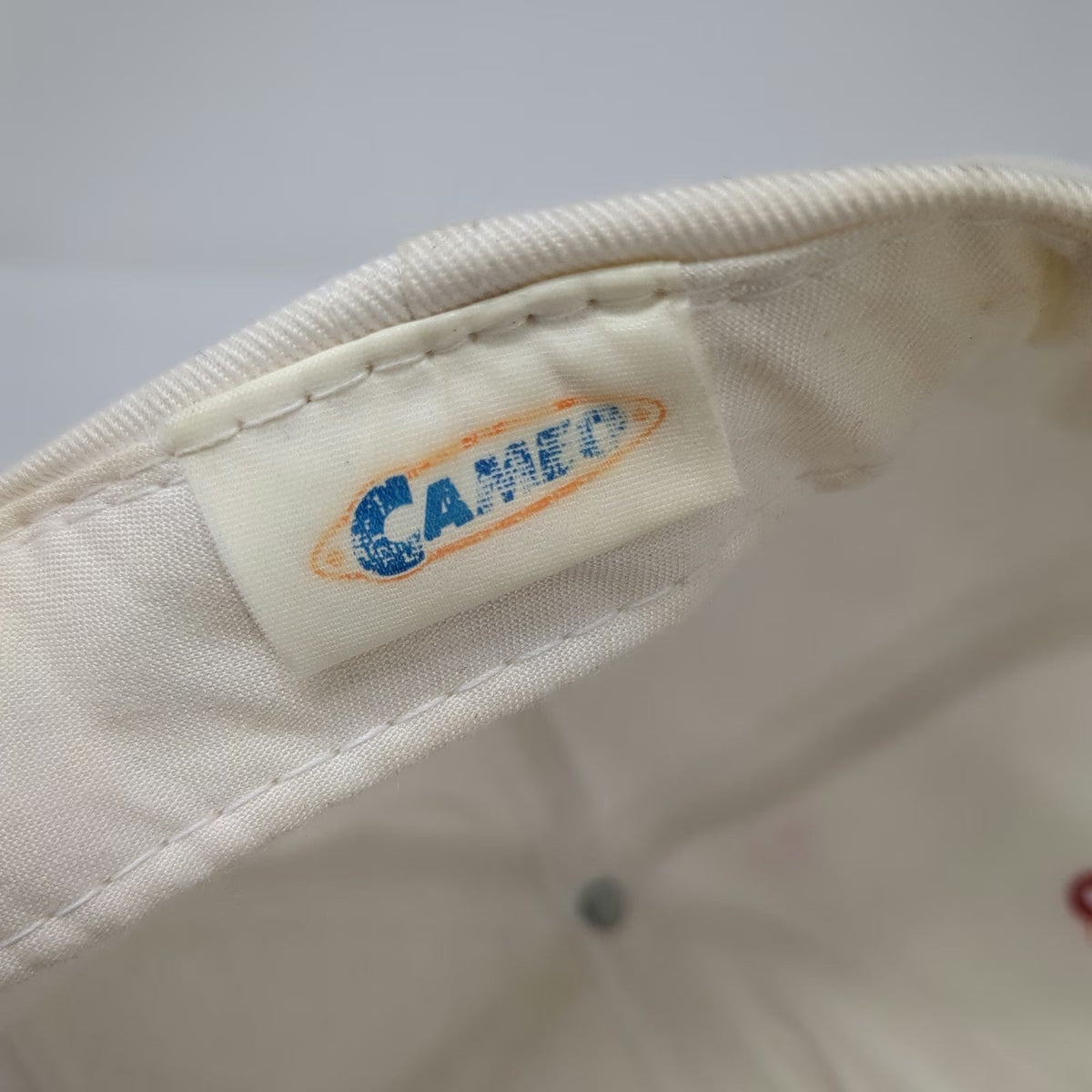 Cameo 5 Panel White Red Mount St. Helens Helicopter Mountain Hat Vintage