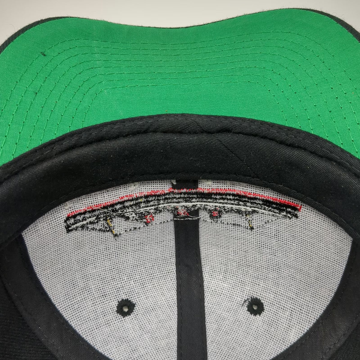 Otto Cap Snapback Black One Size Long Beach California Queen Mary Ship Hat Green