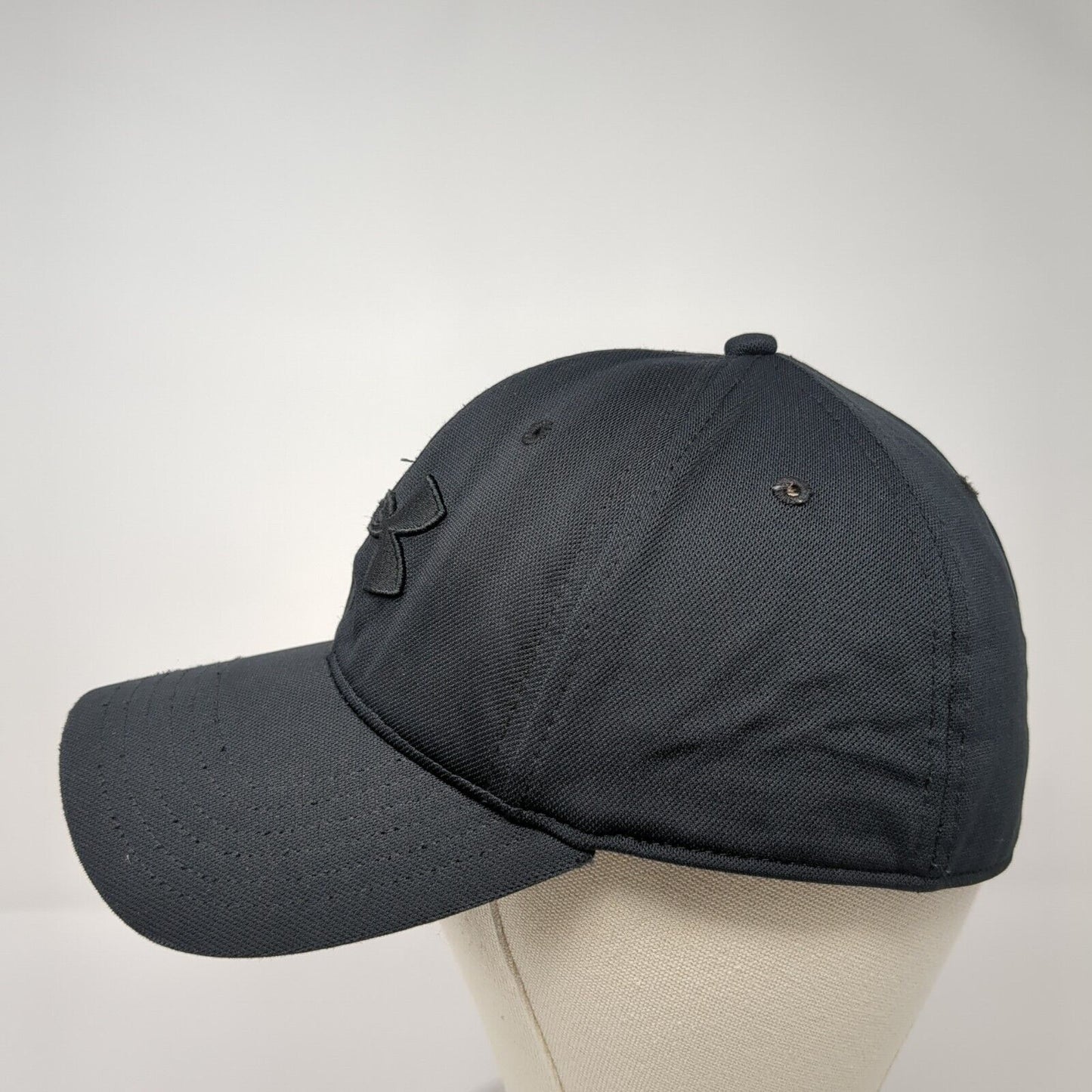 Under Armour Fitted Hat Black Large/XL Solid Embroidered 6 Panel