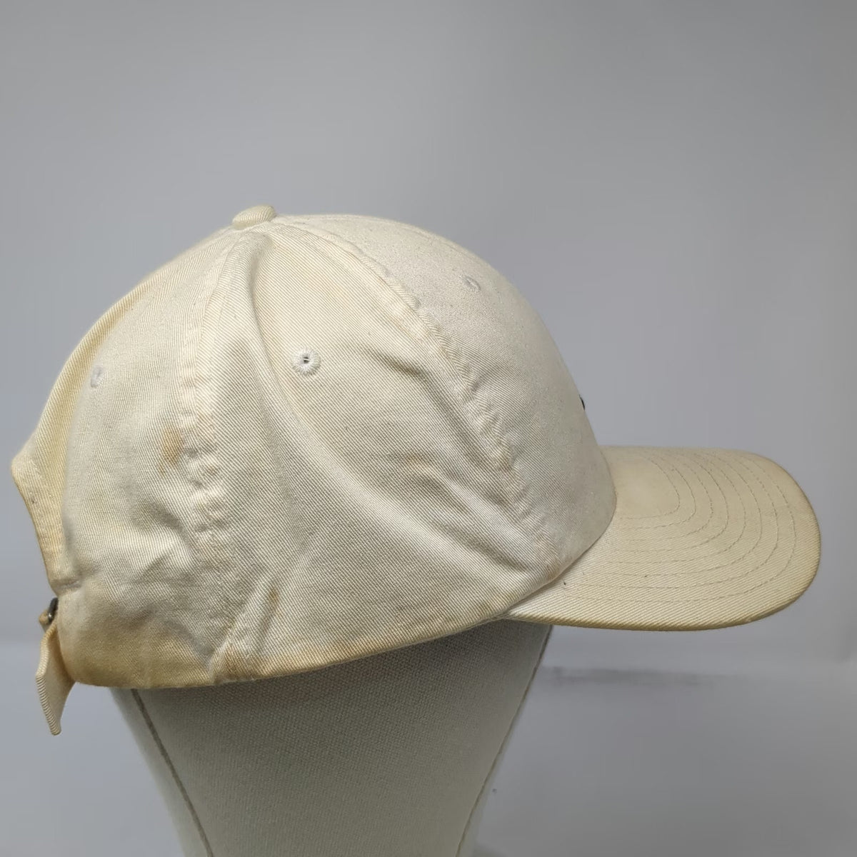 Nike Baseball Cap Beige Vintage Embroidered Swoosh Logo Slideback Cotton Hat