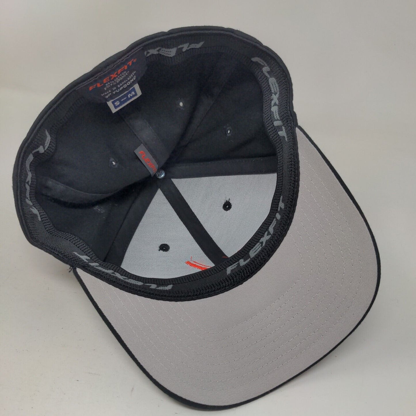 Flexfix Yupoong Fitted Hat Black Size S-M Embroidered Red Checkmark Logo