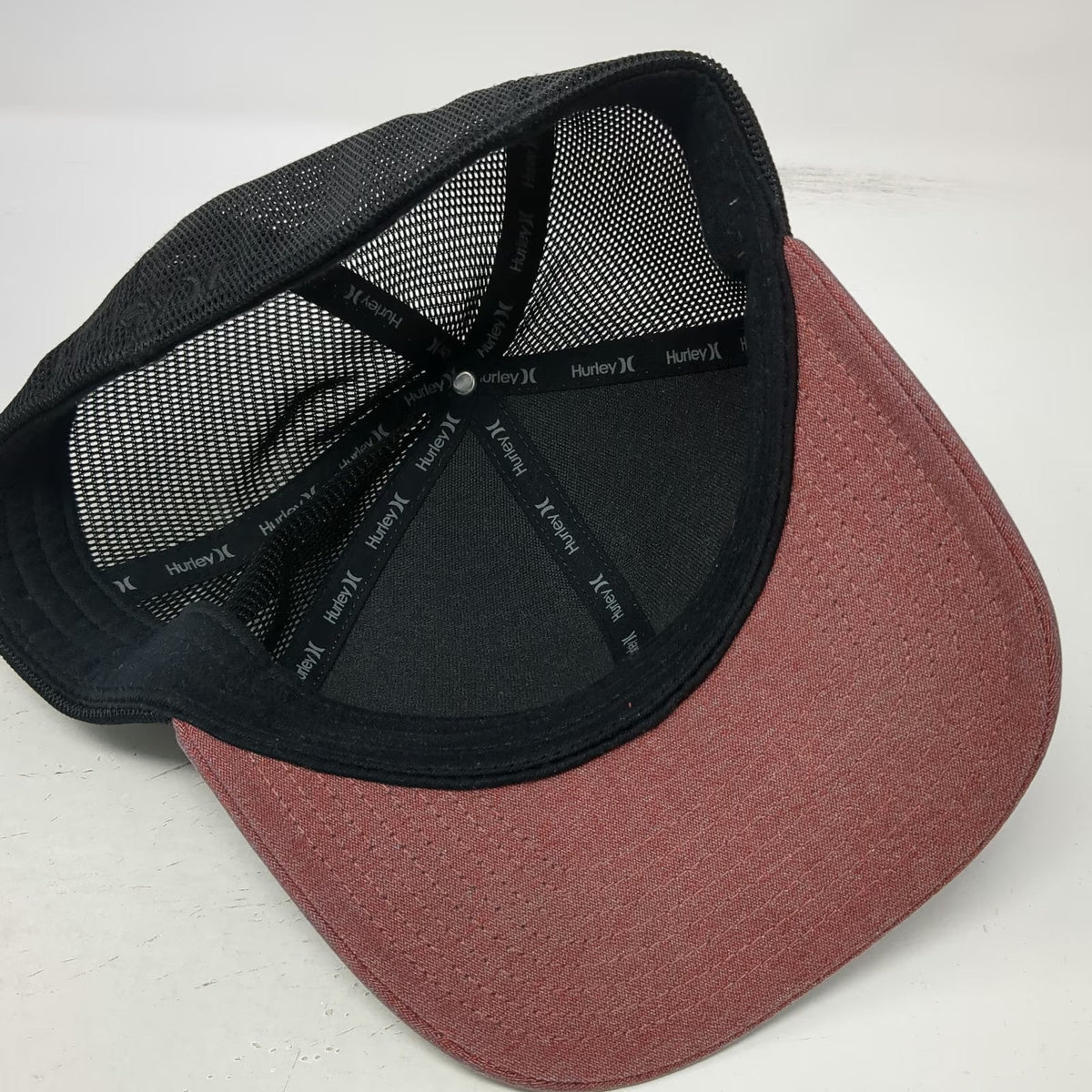 Hurley Baseball Cap Red Black One Size Nike Dri-FIT Mesh Back Logo Sports hat