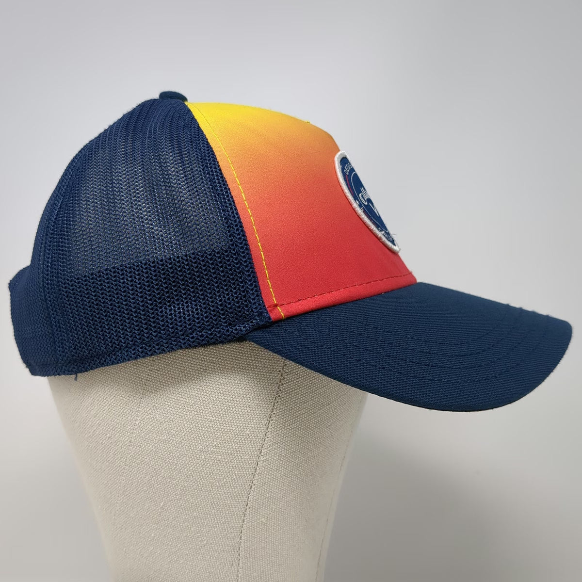 Callaway Trucker Hat Blue OSFM Sunset Gradient Patch Golf Carlsbad CA Snapback