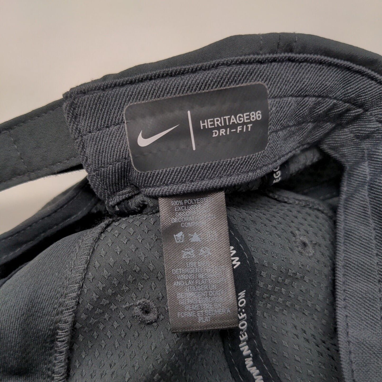 Qumulo Strapback Golf Hat Gray OSFM Adjustable Heritage86 Nike Dri-Fit