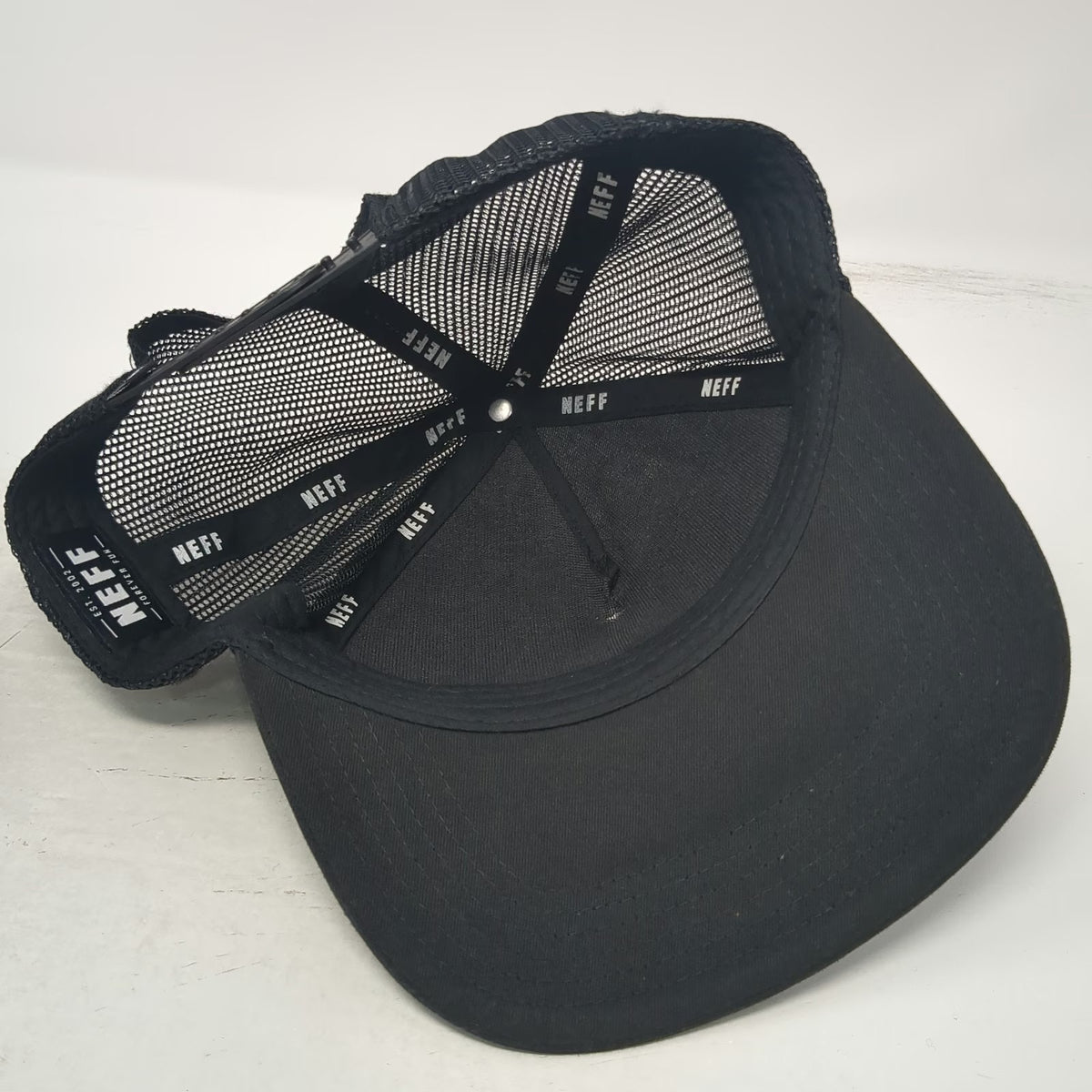 Neff Trucker Hat Black One Size Mickey Mouse Disney Graphic Mesh Snapback Brim