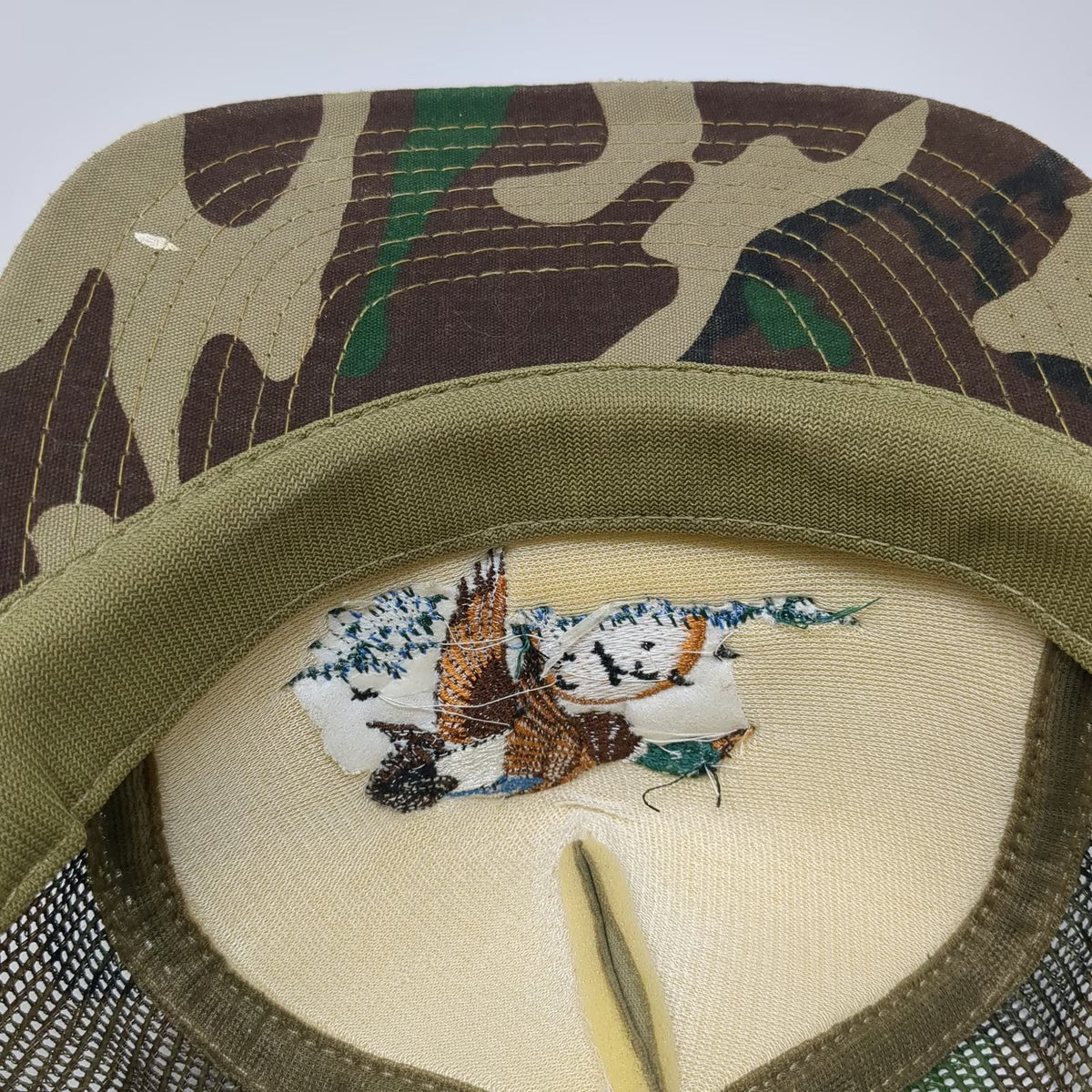 Speedway Trucker Hat Green One Size Mesh Back Camo Embroidered Mallard Duck Sun