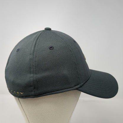 Oakley Baseball Cap Gray M Flexfit Metallic Logo Classic Mid Mesh Texture hat