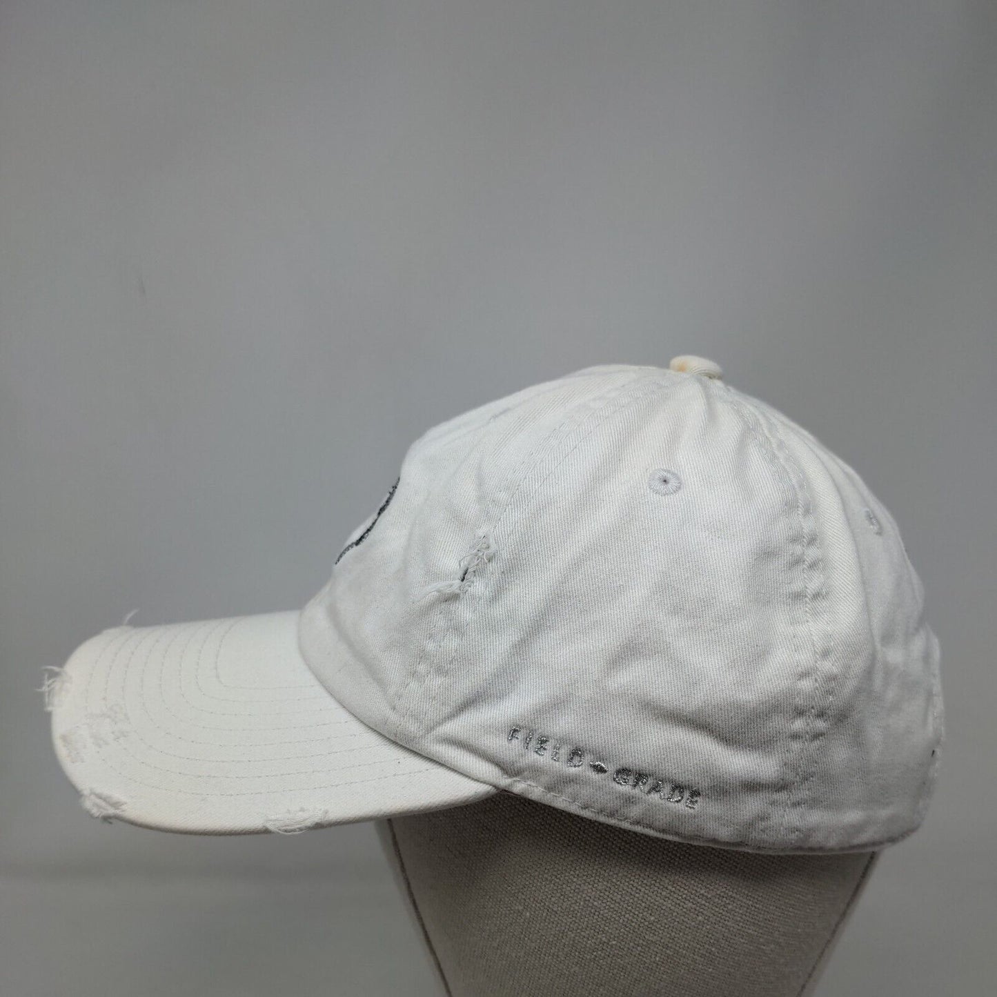 Uzi Flower Svart Slideback Hat White One Size Embroidered Field Grade