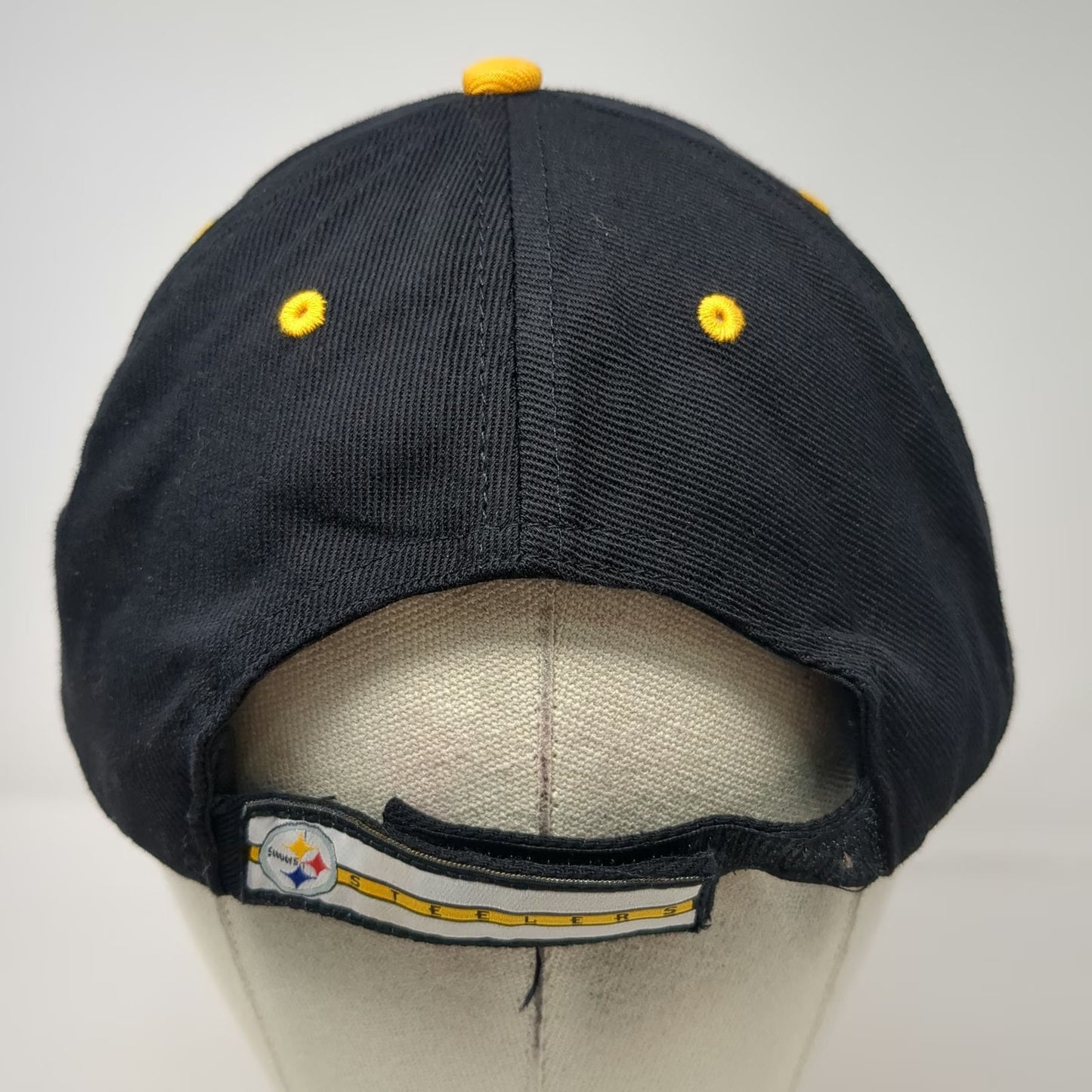 NFL Team Apparel Pittsburgh Steelers Black One Size Baseball Cap Hat Curved Brim
