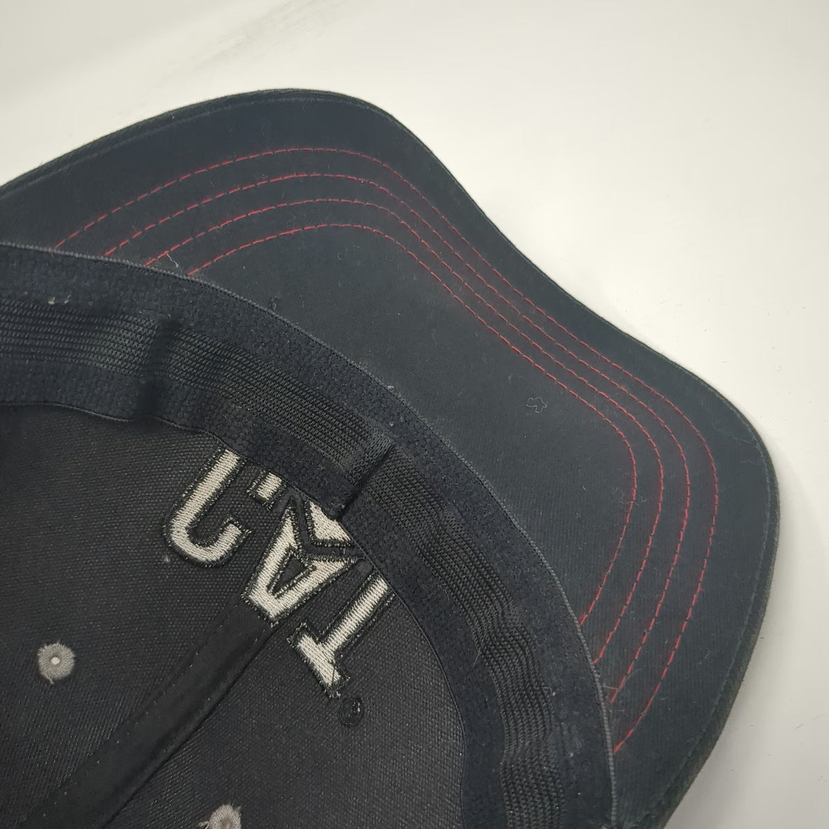 CAT Baseball Cap Gray Black Red One Size Stretch Fit Mesh Back Stitching Hat