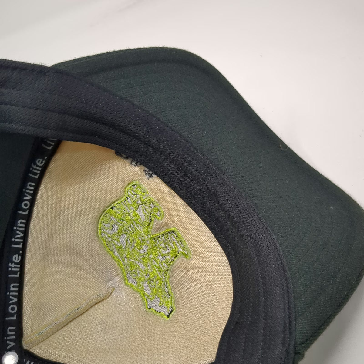 Art 4 All Abby Paffrath 5 Panel Black Green One Size Bear Landscape Mesh Hat