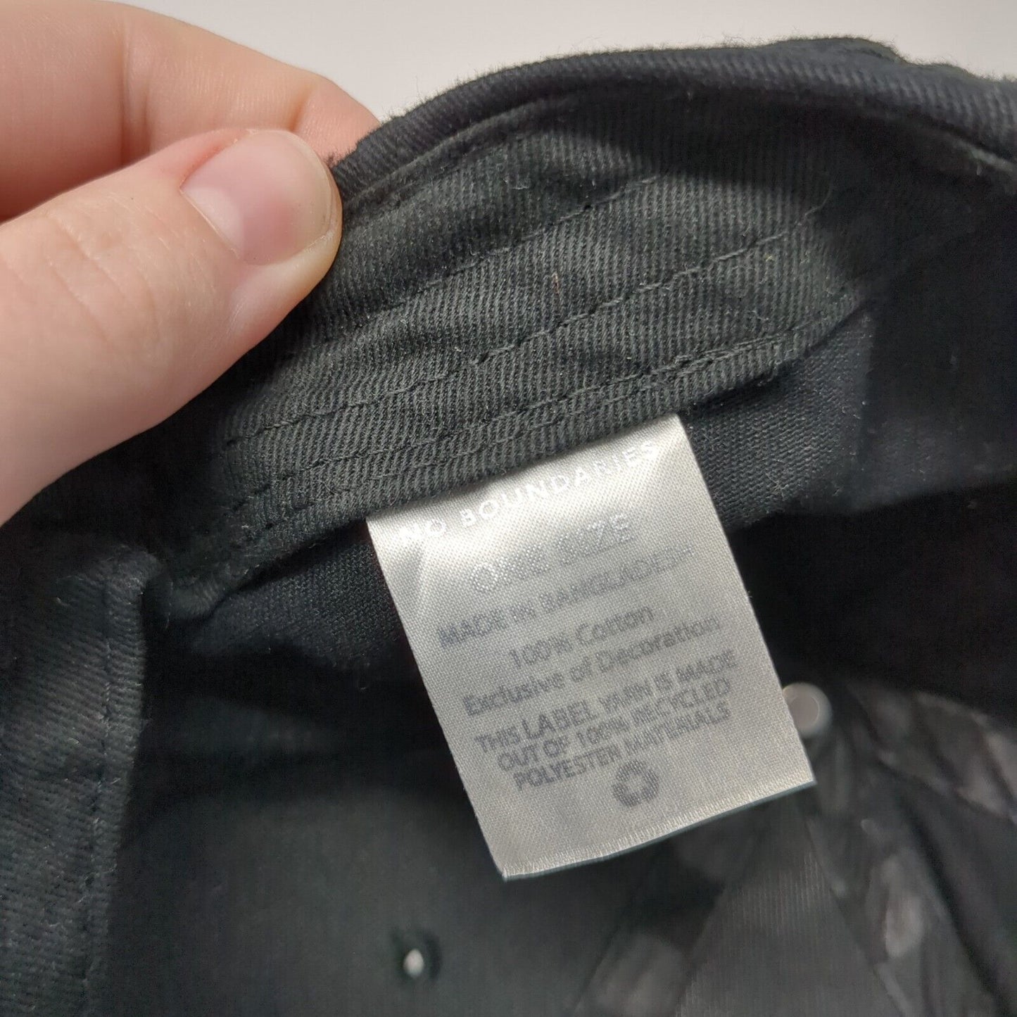 Unbranded Snapback Hat Black One Size Adjustable Vented Holes 6 Panel Check