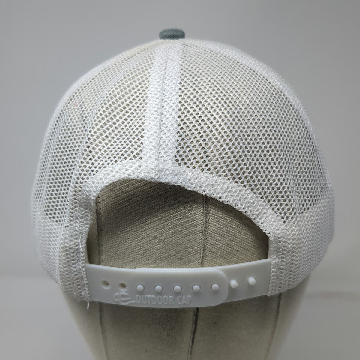 Outdoor Cap Trucker Hat Gray One Size Leather Patch World Beef Expo Mesh Back