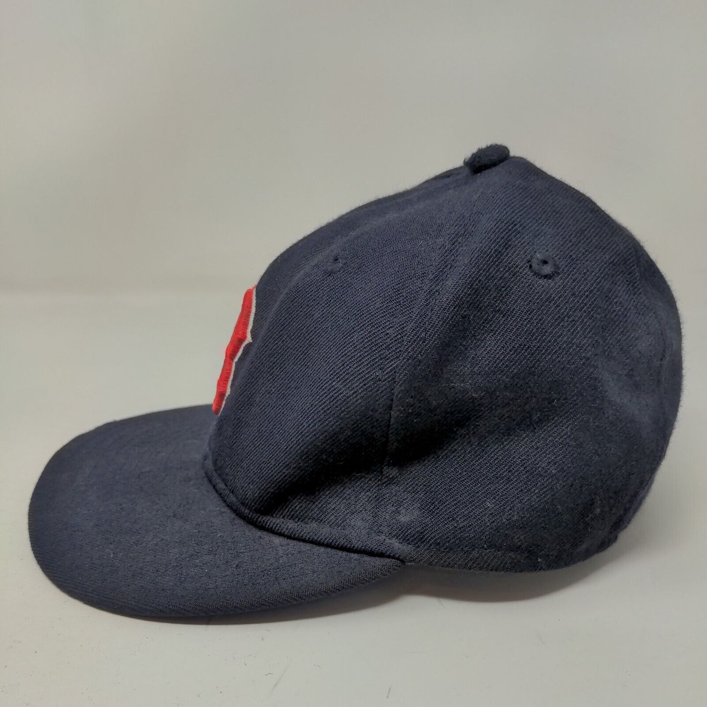 New Era Boys Fitted Hat Blue 6 3/4 Embroidered Boston Red Sox Logo 59Fifty